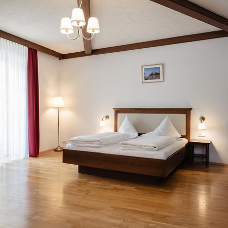 Landhotel Freitag Sankt Paul im Lavanttal Oda fotoğraf