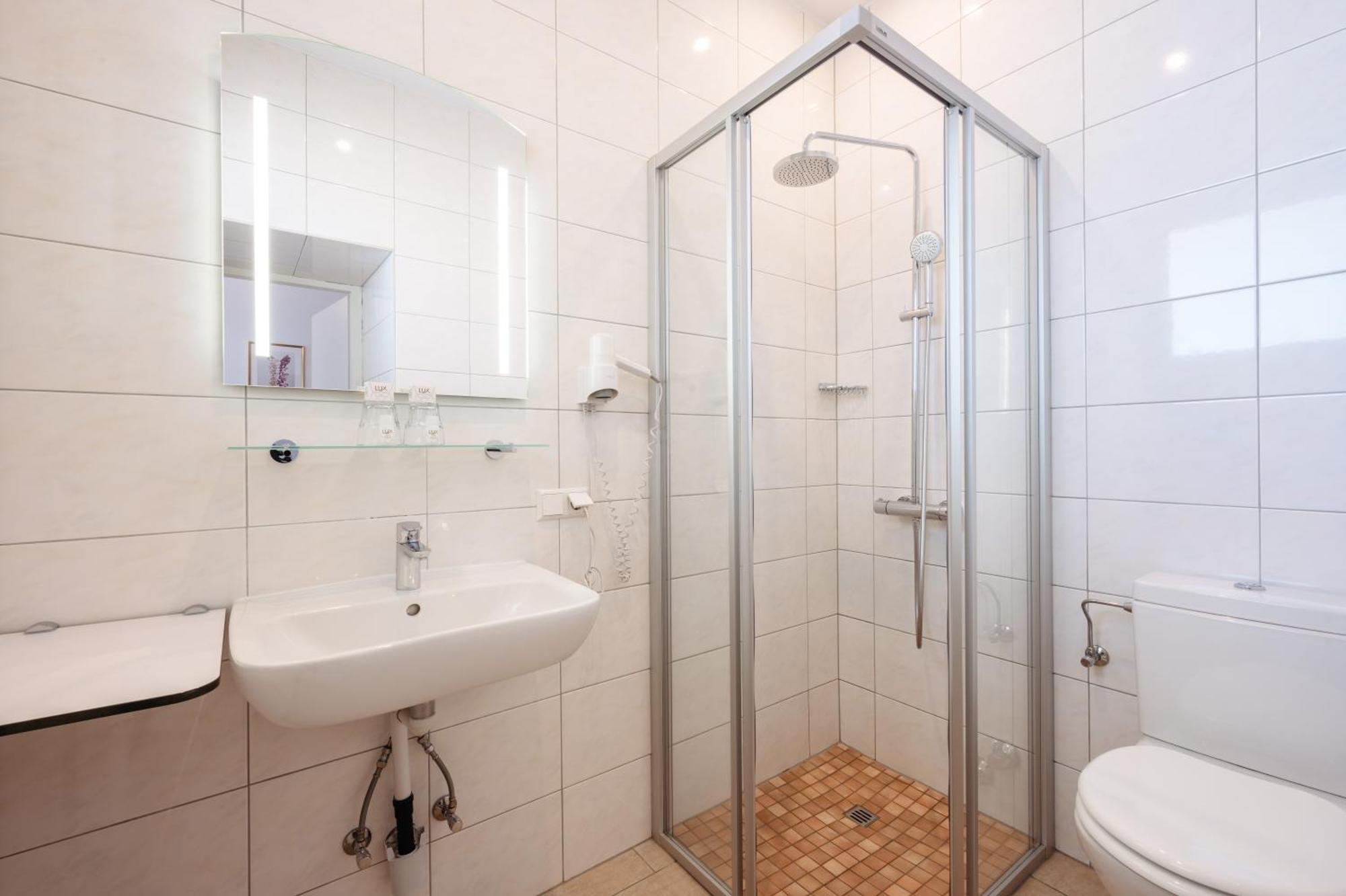Landhotel Freitag Sankt Paul im Lavanttal Oda fotoğraf